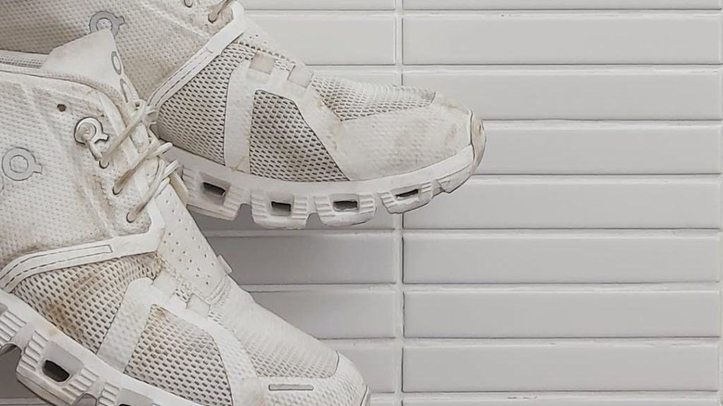 sepatu lari - shoeporter