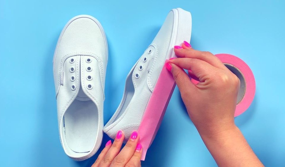 Repaint vs Recolor (cuci sepatu puri - shoeporter