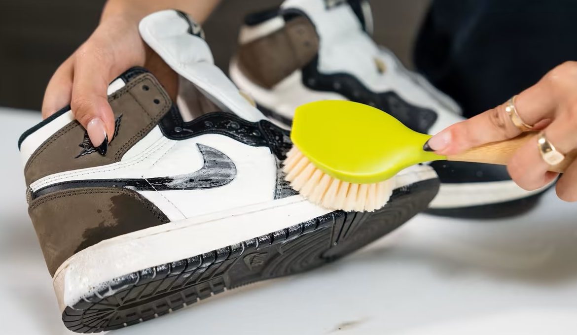 cuci sepatu gading serpong - shoeporter