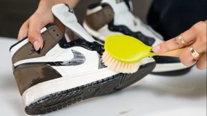 Promo Akhir Bulan: Diskon 20% Semua Layanan Cuci Sepatu