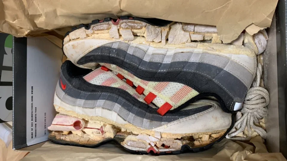 hidrolisis sepatu - shoeporter