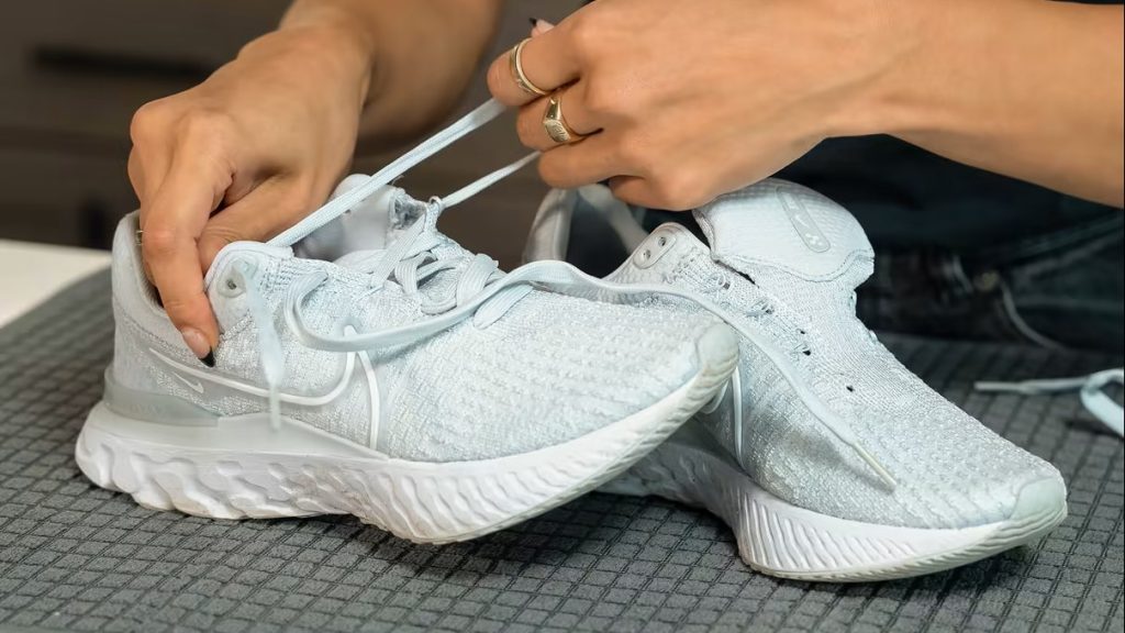 Cuci Sepatu Puri - shoeporter