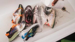 Tips Cuci Sepatu Bintaro: Rahasia Merawat Sepatu Lari Agar Bantalan Tetap Empuk