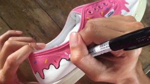 Cat Ulang Sepatu - shoeporter
